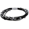 Bracelet en acier et caoutchouc.
