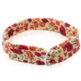 Bracelet en argent et tissu imprimé.