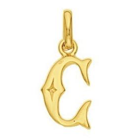 Pendentif lettre C plaqué or.