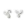 Clous d'oreilles en argent triskels.