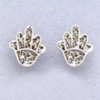 Clous d'oreilles en argent mains de Fatma.