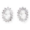 Clous d'oreilles en argent et oxyde de zirconium.
