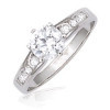 Bague en argent et oxyde de zirconium noir.