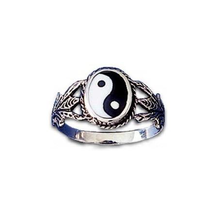 Bague ying yang en argent.