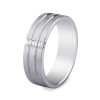 alliance en argent avec oxydes de zirconium.