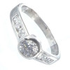 Bague en argent et oxyde de zirconium noir.