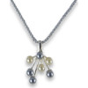 Collier perles sur cordon soie argent.