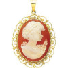 Grand pendentif camée sur or.