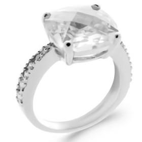 Bague en argent et oxyde de zirconium