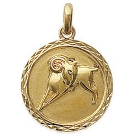 Médaille zodiaque bélier en plaqué or