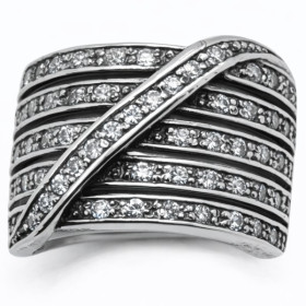 Bague en argent pavée de zirconium