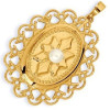 Pendentif or et perle de culture.